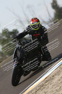 media/Nov-02-2025-Lets Ride (Sun) [[f7a3caa734]]/B Group/1120am (Turn 2 Inside)/